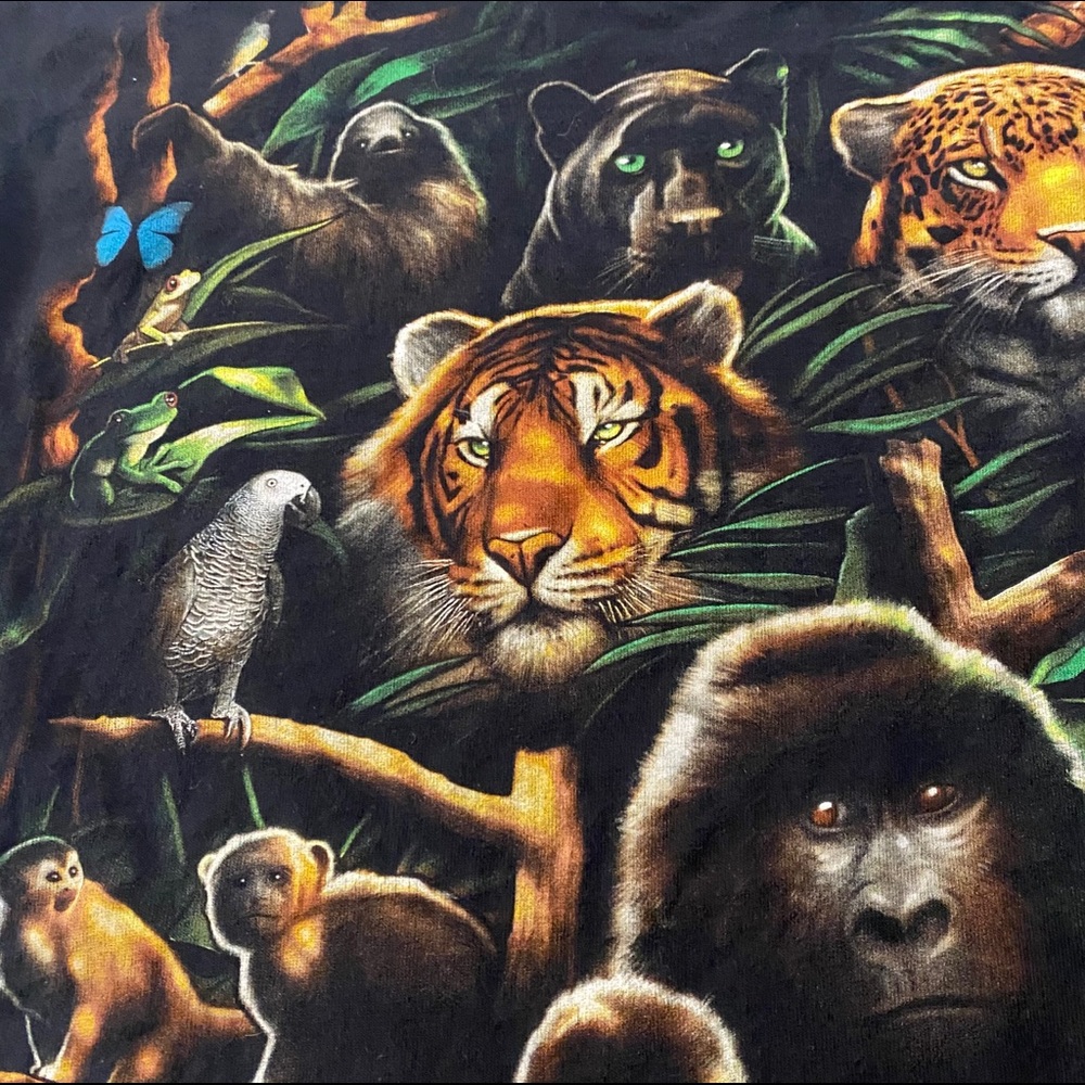 Vintage All over Print Animals T-shirt - Picture 4 of 5